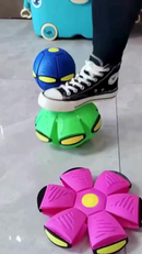 Bola Mágica Voadora LED 2 em 1 | Vira Disco UFO | Pet e Infantil | Envio Full Brasil Entrega Rápida