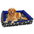 Cama Para Cachorros Porte Médio 80x60 com e Brinquedos que são 1 Ossinho e 1 Almofadinha